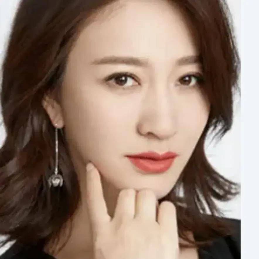 演员选择与作品风格的契合_李小冉_时代_原因