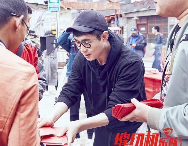 原创原创缝纫机乐队把梦想踩在脚下而不是拿在手里