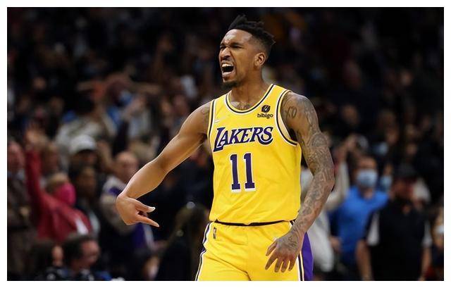 水货身价翻倍,联盟第1,mvp第6,千万合同锁定_马利克蒙克_球员_数据