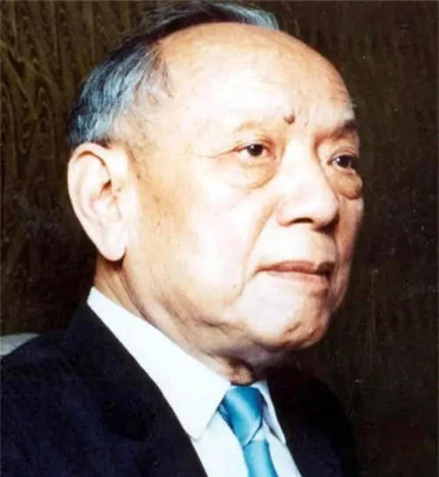 陈省身"在结束本次文本之前,请允许我感谢一下我的夫人,近40年来,无论