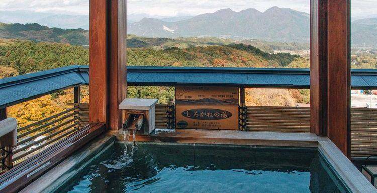 原创在群马温泉小镇漫游登365阶台阶求姻缘体验黄金之汤的魅力