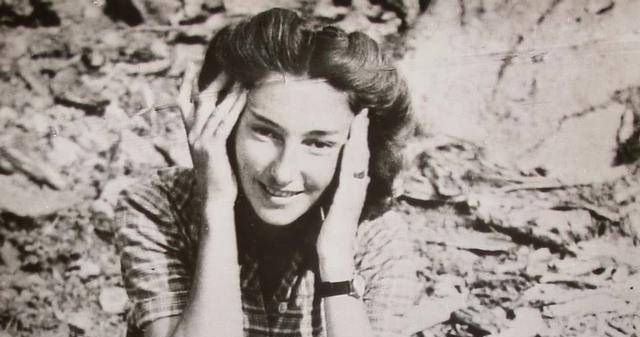 1942年,一美国女子在法大使馆脱衣,几月后盟军完成北非登陆计划_贝蒂