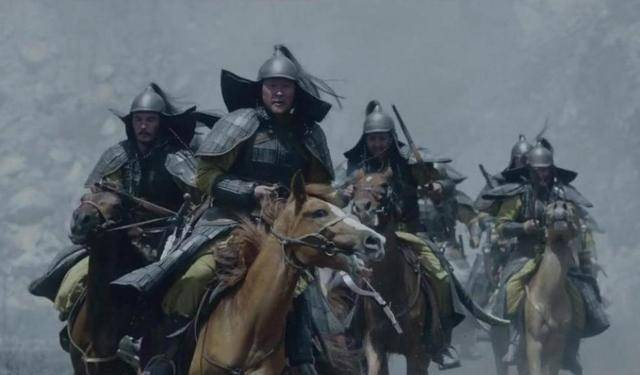 但是,军令在身他只能硬上,顺便命令士兵赶回东晋,让朝廷派兵来支援