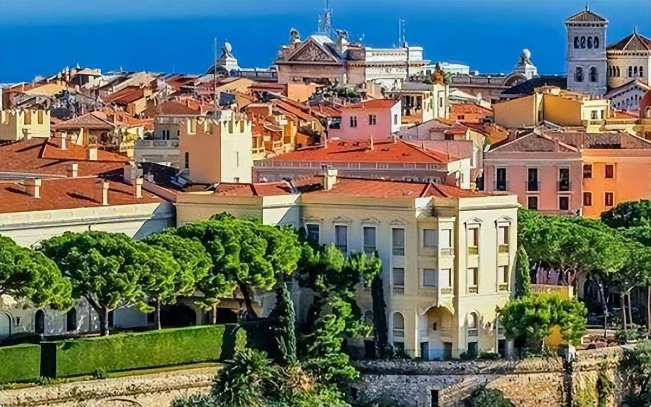 瑙鲁共和国一个伪装成国家的村子因为鸟粪成为国中暴发户