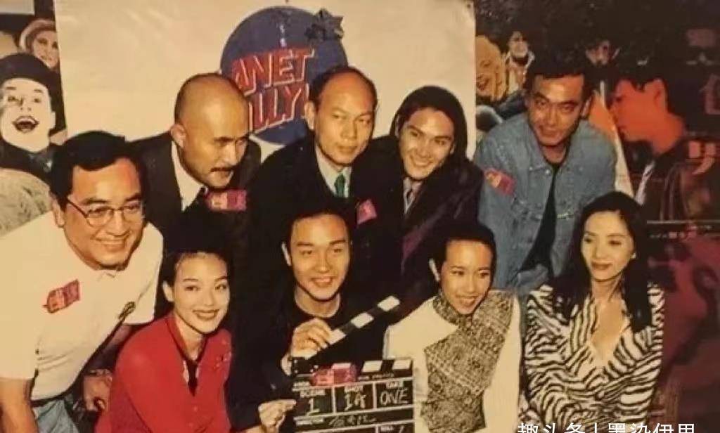 舒淇又和初恋冯德伦牵手兜兜转转的感情也是让人羡慕