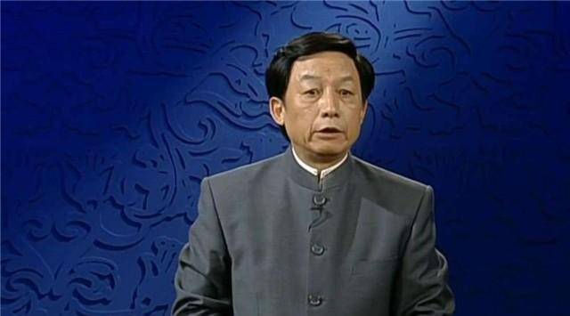 原创易中天学术明星现已跌落神坛离开武大只因天气不好