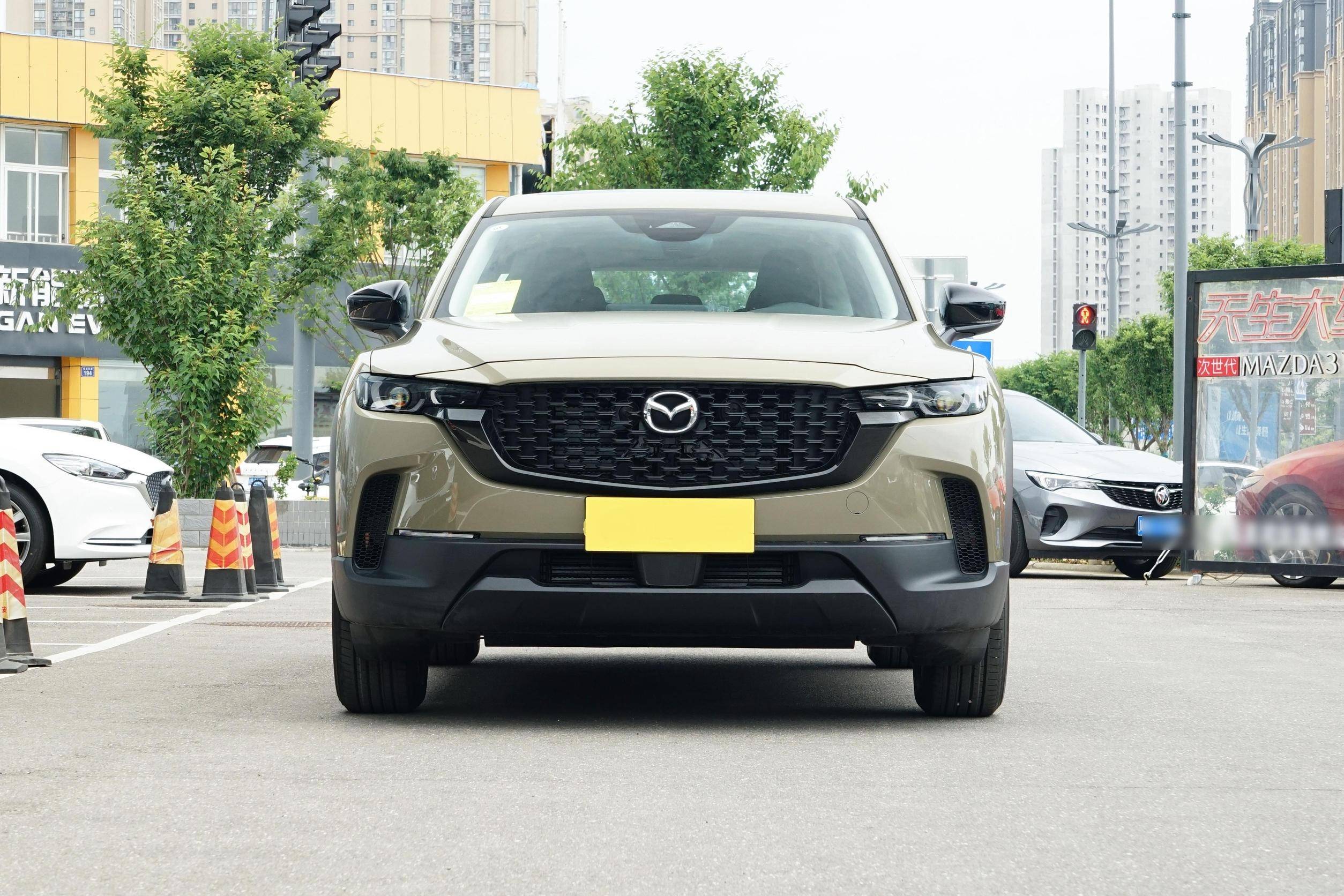 定位为紧凑型suv的长安马自达cx-50行也,售价区间为15.98-23.