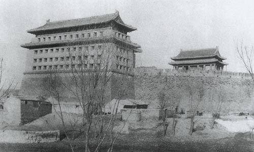 安定门,元称安贞门.始建于明洪武元年,正统四年修建城楼.