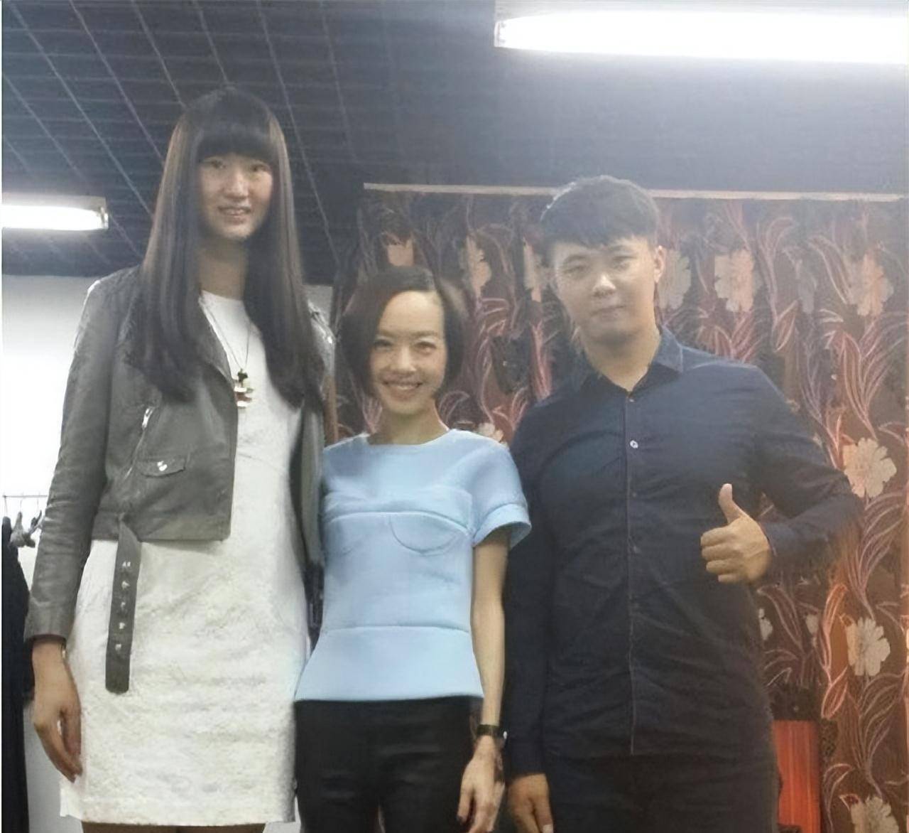 97米女篮巨人梁天云,公婆很喜欢,还为她拆掉房门_身高_训练_张佳迪