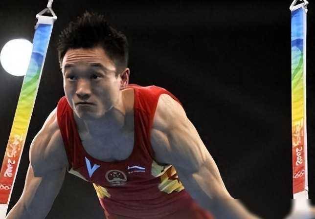 原创奥运体操冠军杨威如今需依赖呼吸机维生他经历了什么