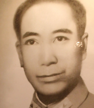 戴笠也叫戴雨农,在国民党的情报系统里是鼎鼎大名的人物,主要负责军统