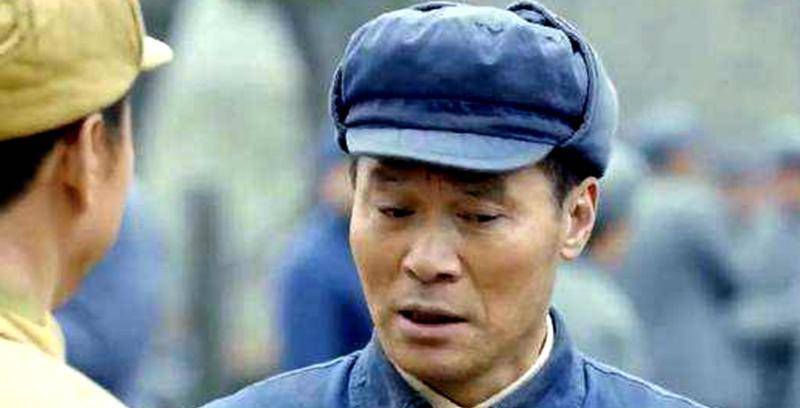 原创功德林特赦第一批战犯时无名之辈周振强为何能得到特赦