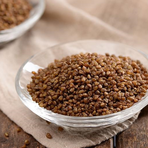 苦荞茶有软化血管,降低血脂的功能,对心血管疾病和高血压有较好的预防