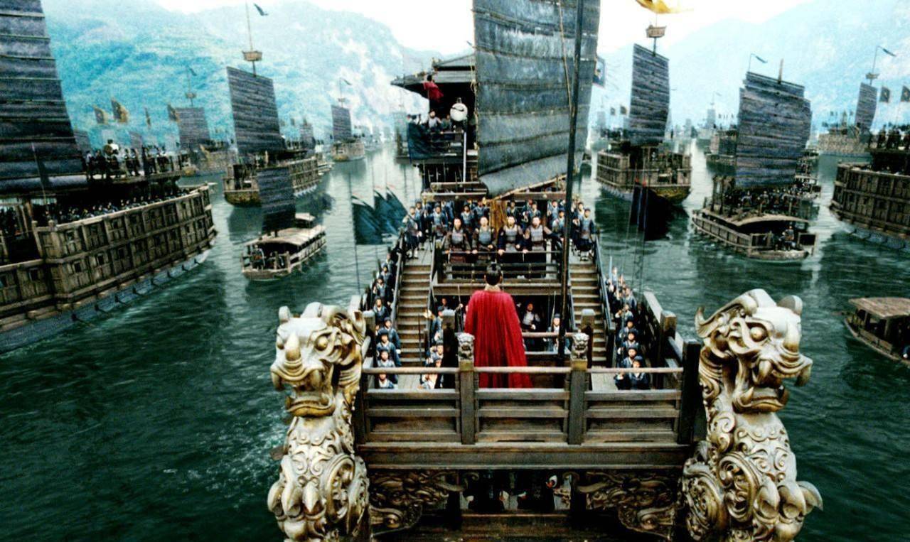 原创曹操为什么在赤壁之战败得一塌糊涂不是他狂妄自大谁来都要输