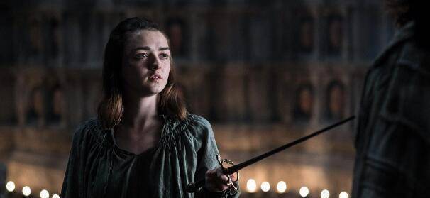 在活人和死人的战争面前,在誓言面前,他选择背叛爱人,只身前往"临冬城