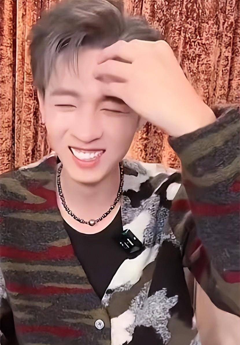 原创德云社郭德纲直播秦霄贤成榜一大哥网友来自老秦的钞能力