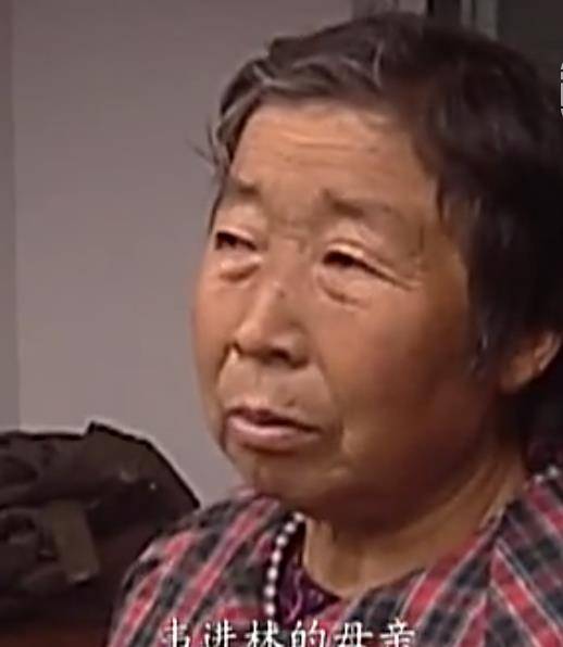 2岁儿子身患重病母亲割肝救子父亲却偷走6万救命钱为何