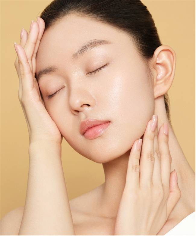 追寻素颜之美麦吉丽引领健康护肤新风尚