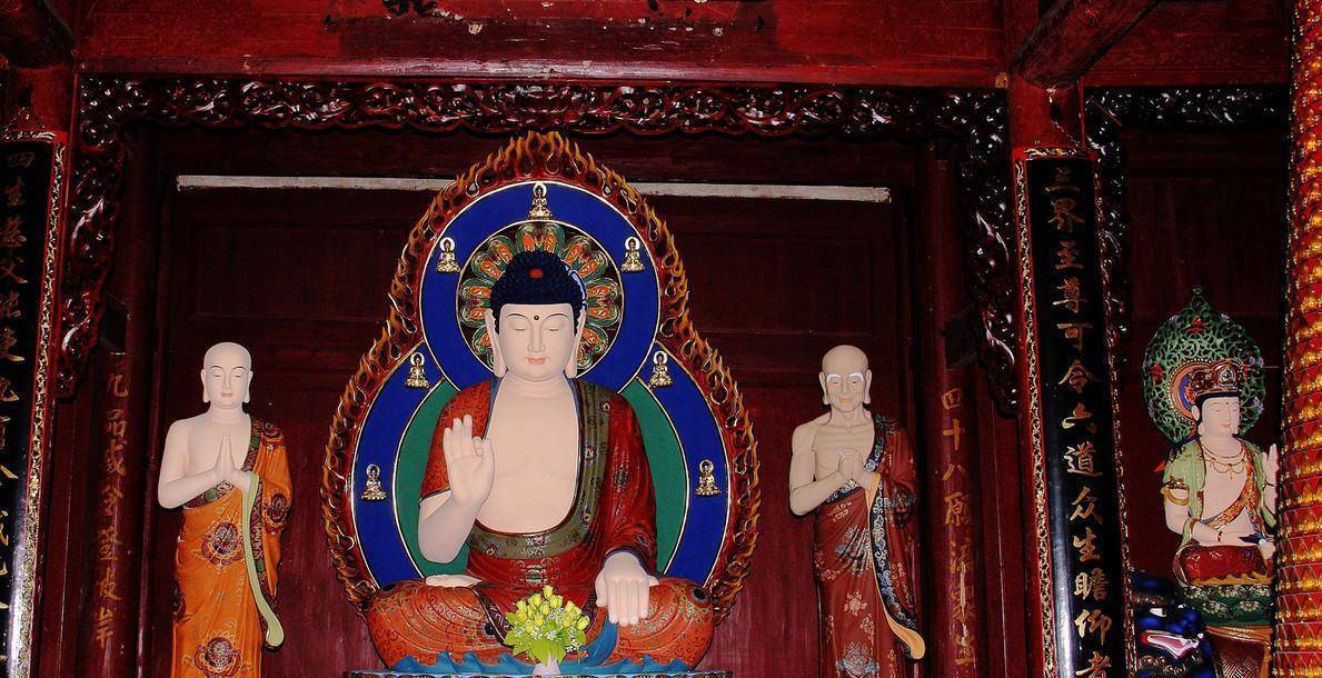 福建一寺庙,藏身于岩洞中,可媲美大同悬空寺,很多人来求子_岩寺_甘露