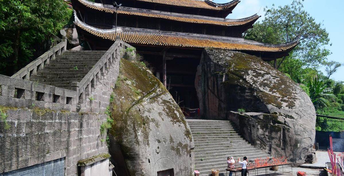 原创重庆这个寺庙里有蜀中第二大佛离市区30公里却少为人知