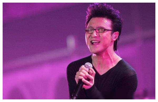 汪峰新专辑遭忽视,成热搜绝缘体,明星恋情成焦点._音乐_微博_价值