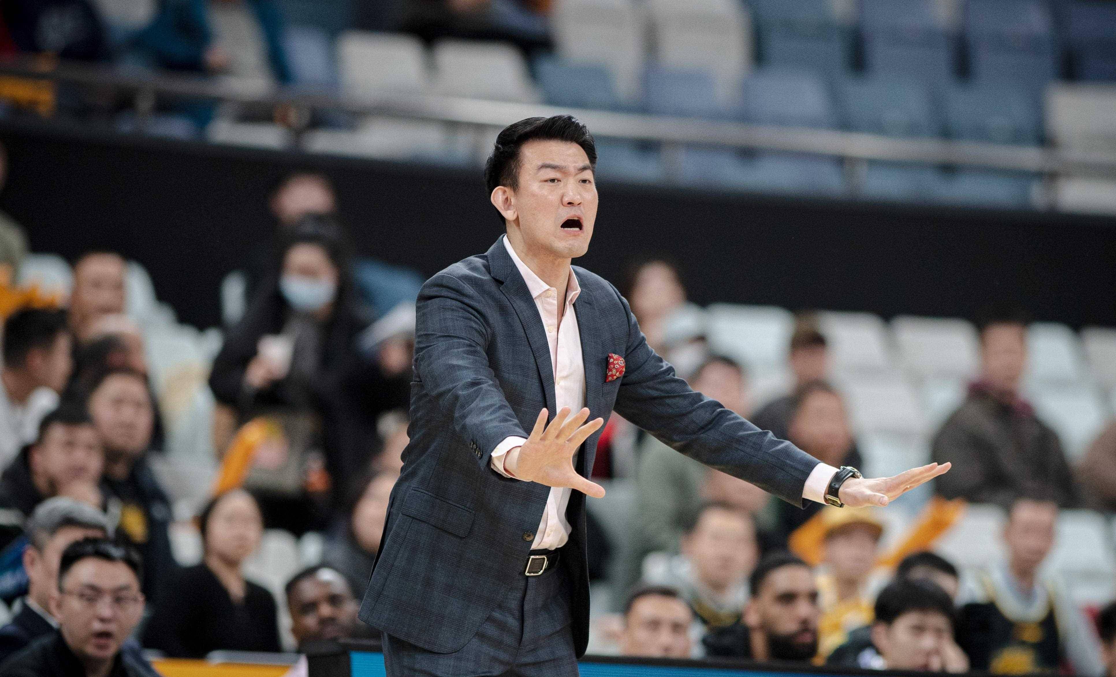 原创cba赛场浙江广厦战胜福建男篮背后的故事值得我们深入了解