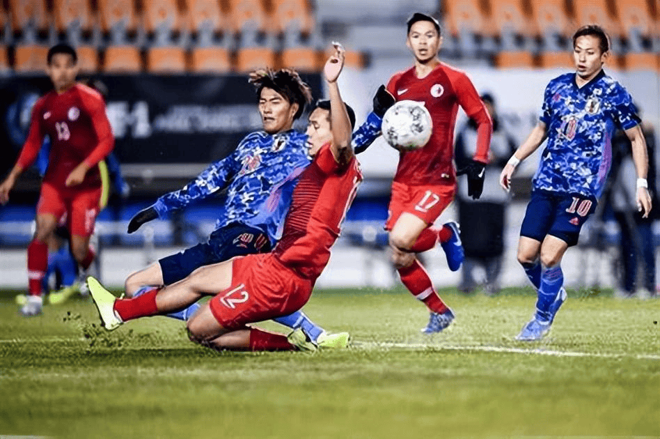 周二世预赛中国队对阵新加坡看国足能不能拿下这场比赛