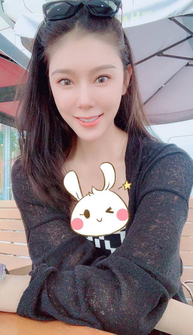 赵雅淇现在的生活其实是比较惬意的,如果没有林丹的