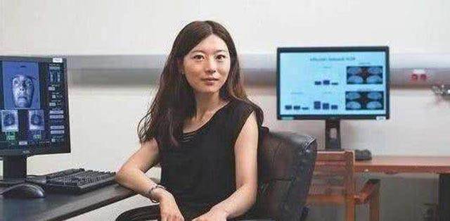 14岁考进清华,她曾直言留学也会回国,最后却拿绿卡留美迟迟不回_碧玉