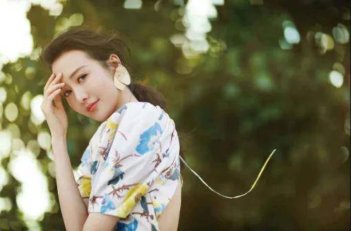 王鸥产后身材变形a4腰变游泳圈老10岁恭喜逼婚成功