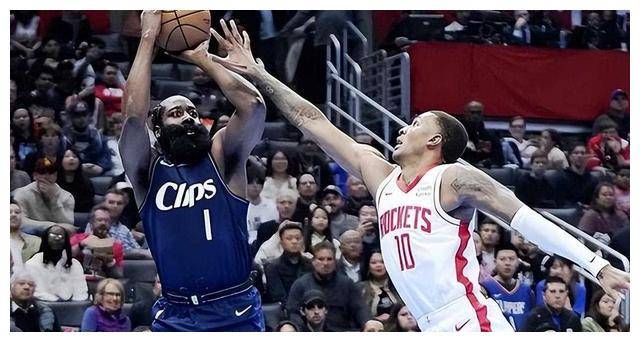 哈登,联盟中的单打技术巨星,到底有何独特之处?_得分_运球_投篮