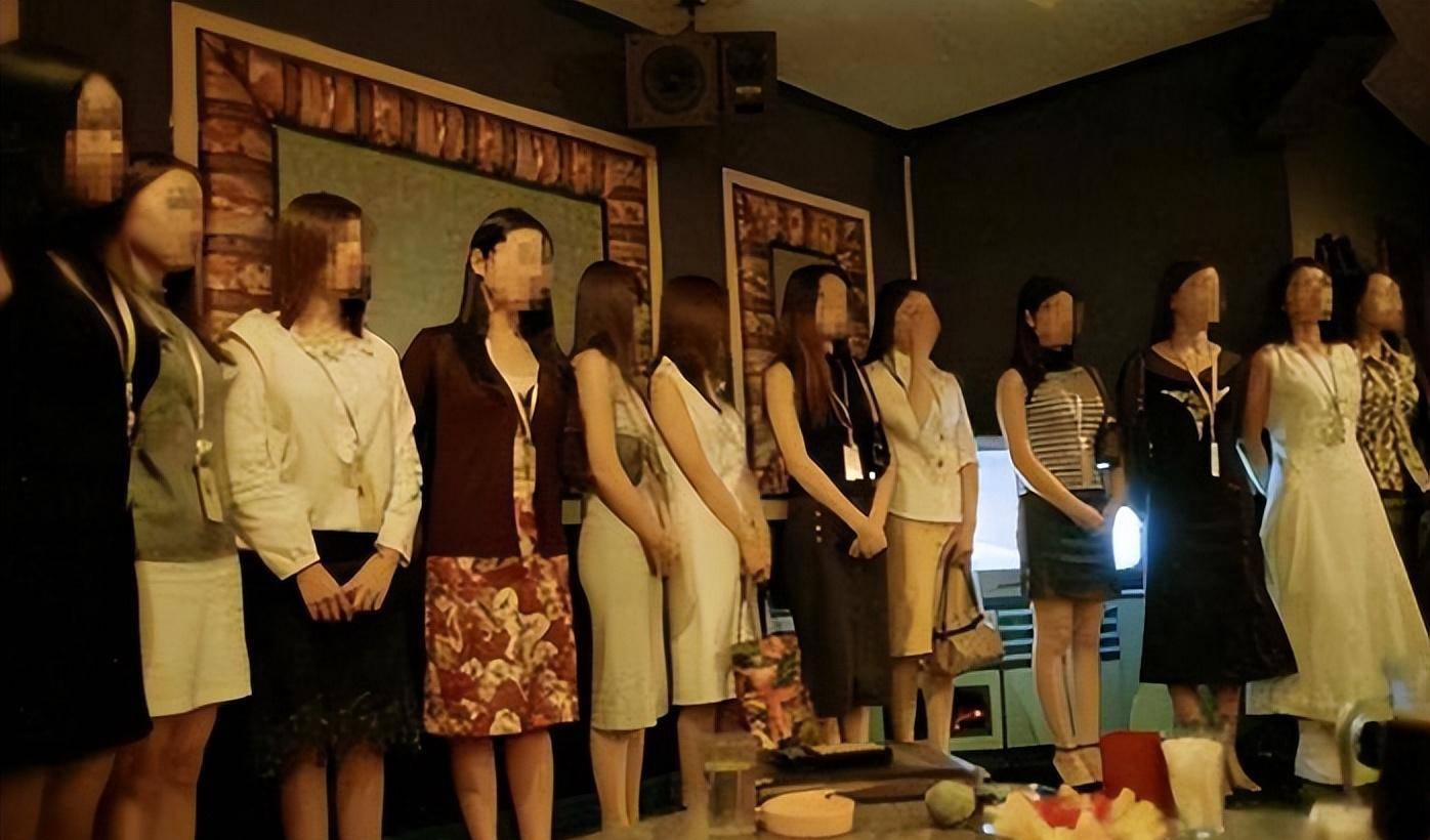 2013年"皇家一号"覆灭:年盈利2亿一夜坍塌,女孩装满15辆大巴_公关