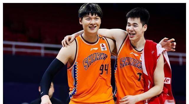 没希望了培养三年从场均144到场均93他比郭艾伦真差远了