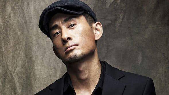 原创星光大道走红的农民歌手阿宝现状住豪宅娶娇妻粉丝剩4700人