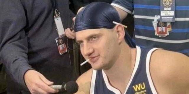 突然就晕倒了亚历山大是真冷血本来都要拿下生涯首座mvp