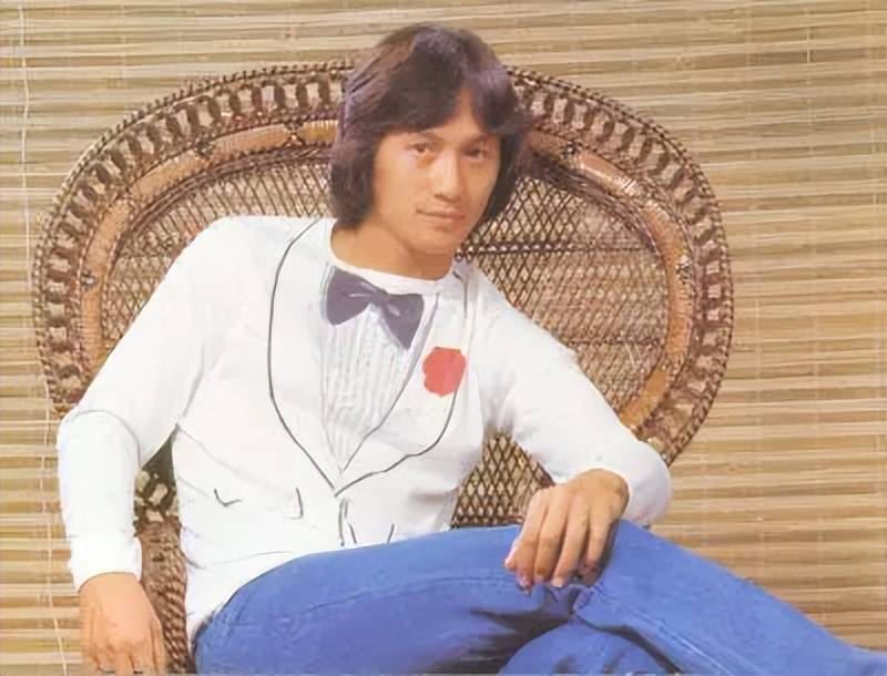 张学友和陈奕迅所在的香港环球唱片公司裁员一众歌手感到吃惊