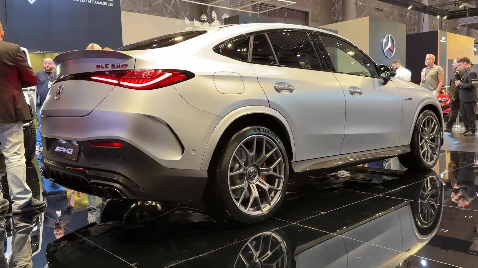 0t插电混动总成,全新奔驰amg glc 63轿跑suv亮相日内瓦车展_搜狐汽车