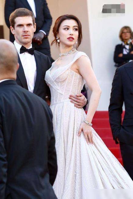 原创离婚多年之后刘翔还是原来的刘翔而葛天却早已脱胎换骨