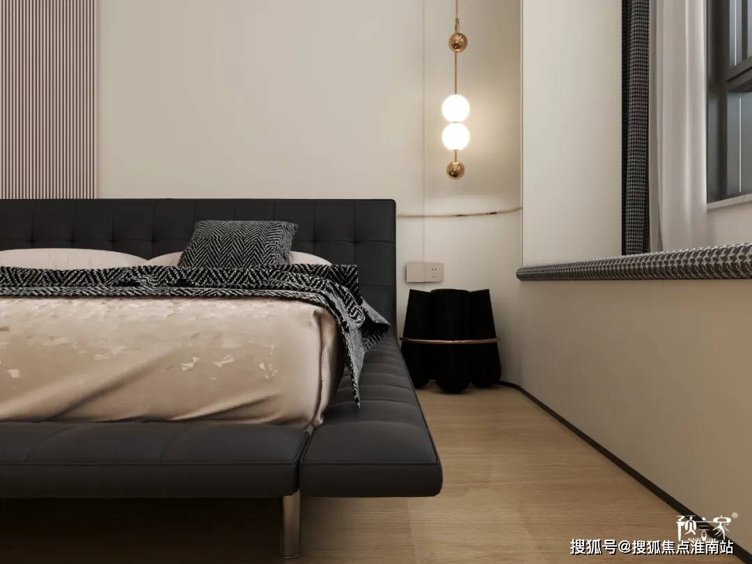 电话2024-03-270823>发布于:>浙江省> at the end of the bed, there