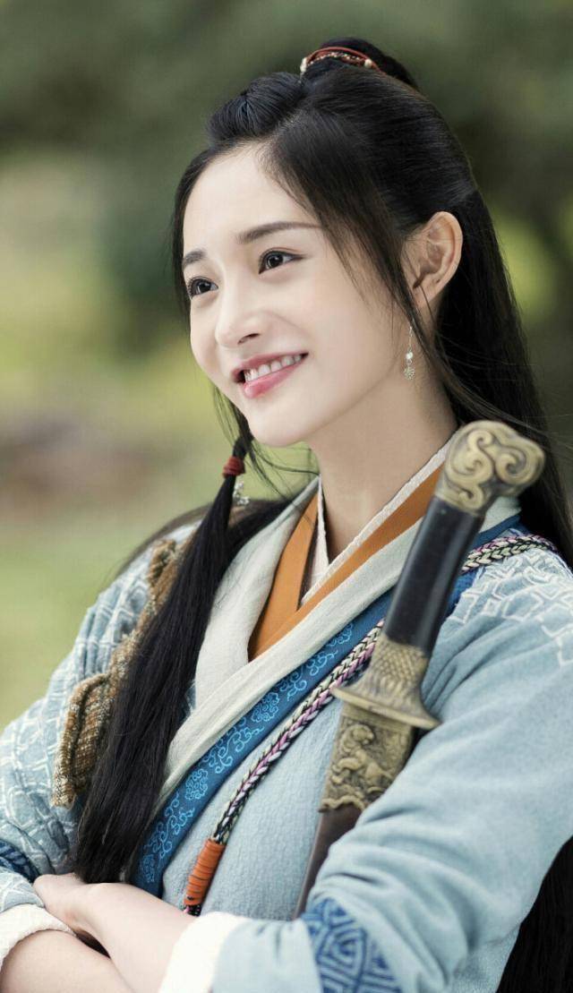 原创《有翡》魔改给女三周洁琼加戏,注水捧角两不耽误,女主晒图讽刺