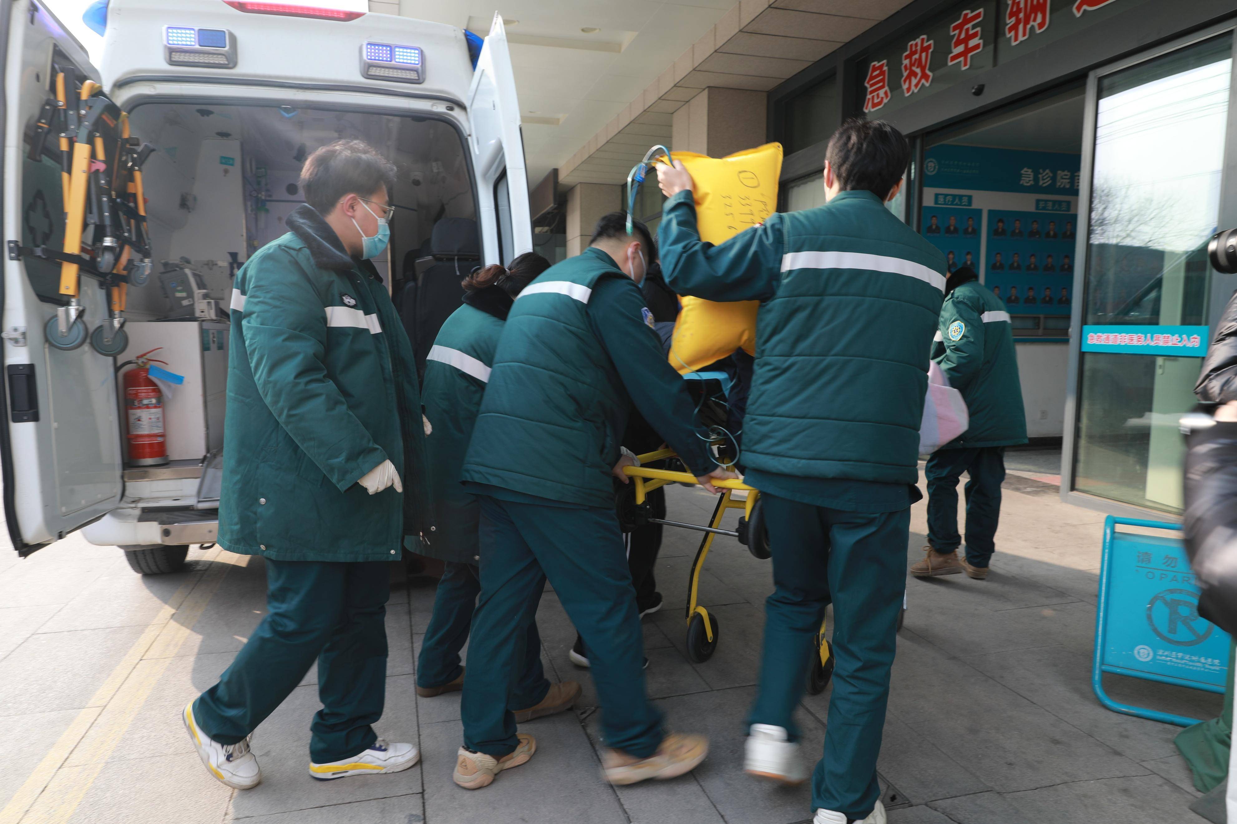 为了缩短急救半径,减少救护车在路上的时间,滨医附院在黄河南岸的小营