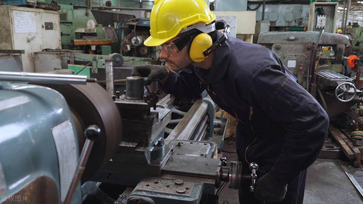 车工 怎么考? 有什么作用?报考政策条件要求_搜狐汽车_搜狐网