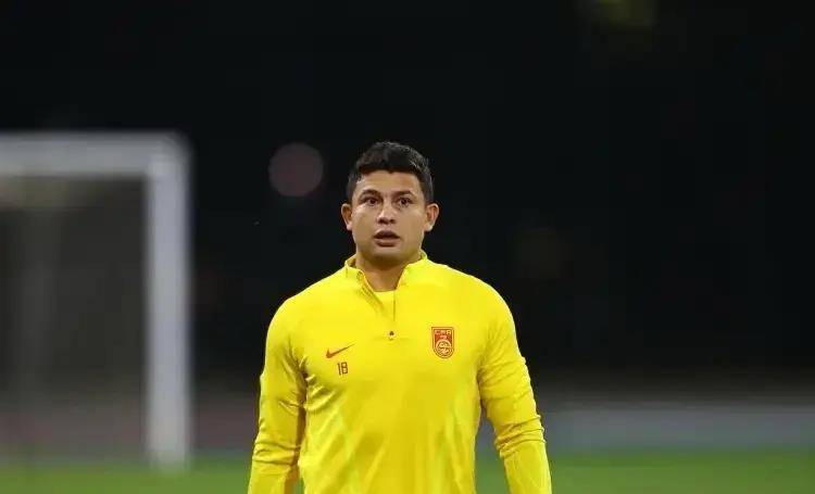 原创武磊缺战泰国成国足最大隐患目前无人可以替代包括归化球员