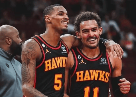 地震级6换1交易方案,马刺得到特雷杨,文班亚马笑了_老鹰队_未来_nba