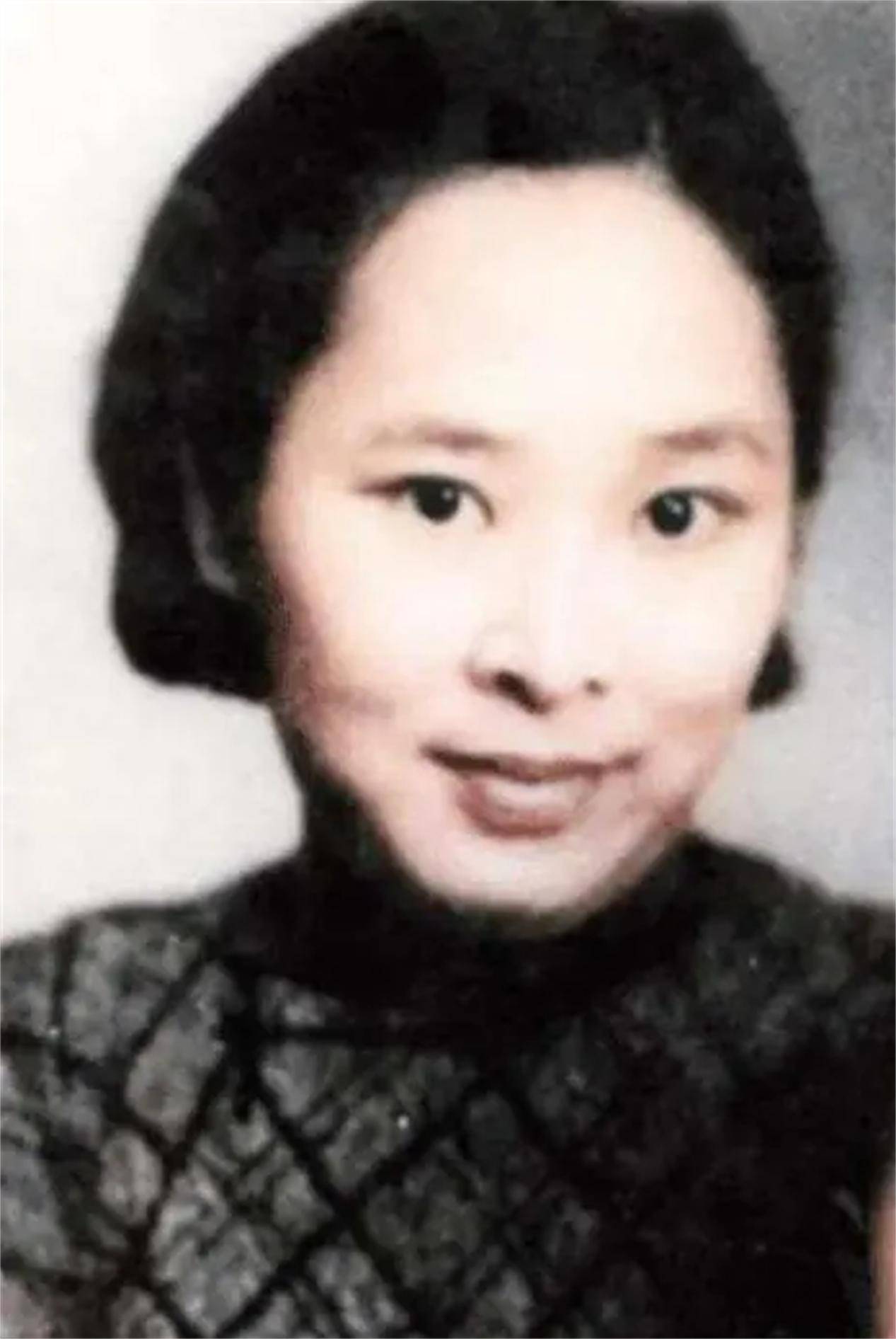 她是延安八大美女之一丈夫是开国元帅给2位正国级做过秘书