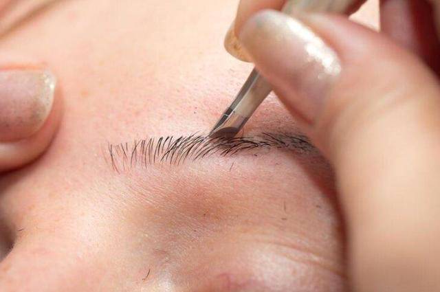 原创男人过了50岁眉毛变长意味着什么大多数人可能不清楚