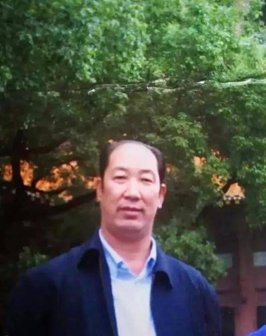 "寇静瑶落网记,19岁婚礼花费千万,落网时脚穿爱马仕_建平_首富_儿媳