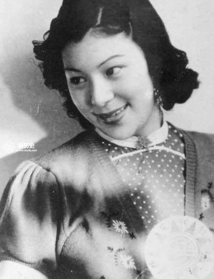 1920年秋,殷明珠主演了电影