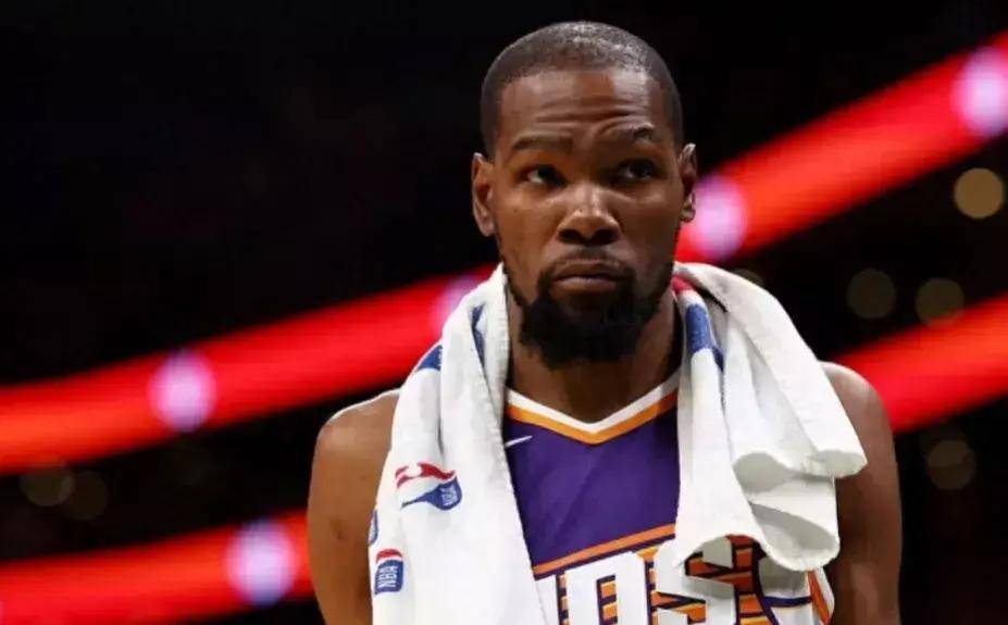 原创杜兰特对女朋友进行身体虐待陷入家庭暴力丑闻