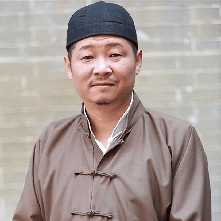 《康熙微服》演员近况:三德子养鸡,小桃红发福,宜妃变化最大_张国立